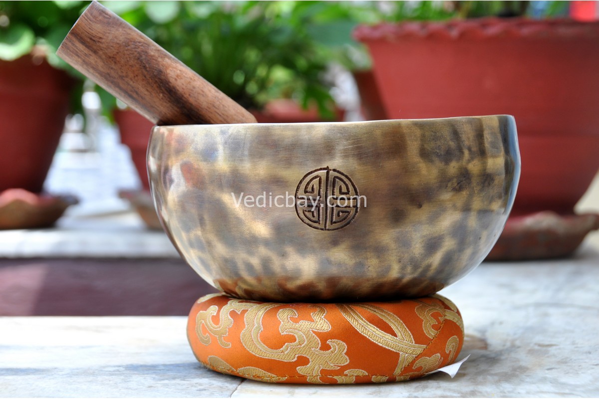 7-inch-full-moon-singing-bowl 7-Inch Handmade Full Moon Singing Bowl with Striker and Cushion – Nepal
