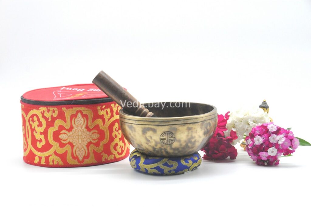 6-Inch Jhumka Full Moon Singing Bowl with cushion, mallet, and carry bag – handmade in Nepal